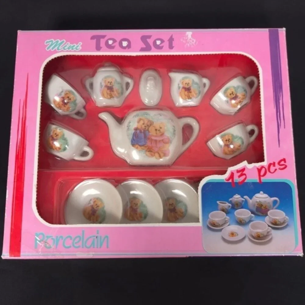 VINTAGE 1991 MINI PORCELAIN‎ TEA SET TEDDY BEARS 12 Pieces Cups Saucers
